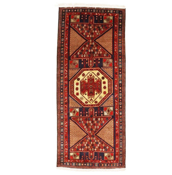 Heriz Geometric Wool Oriental Rug Farmho Hallway
