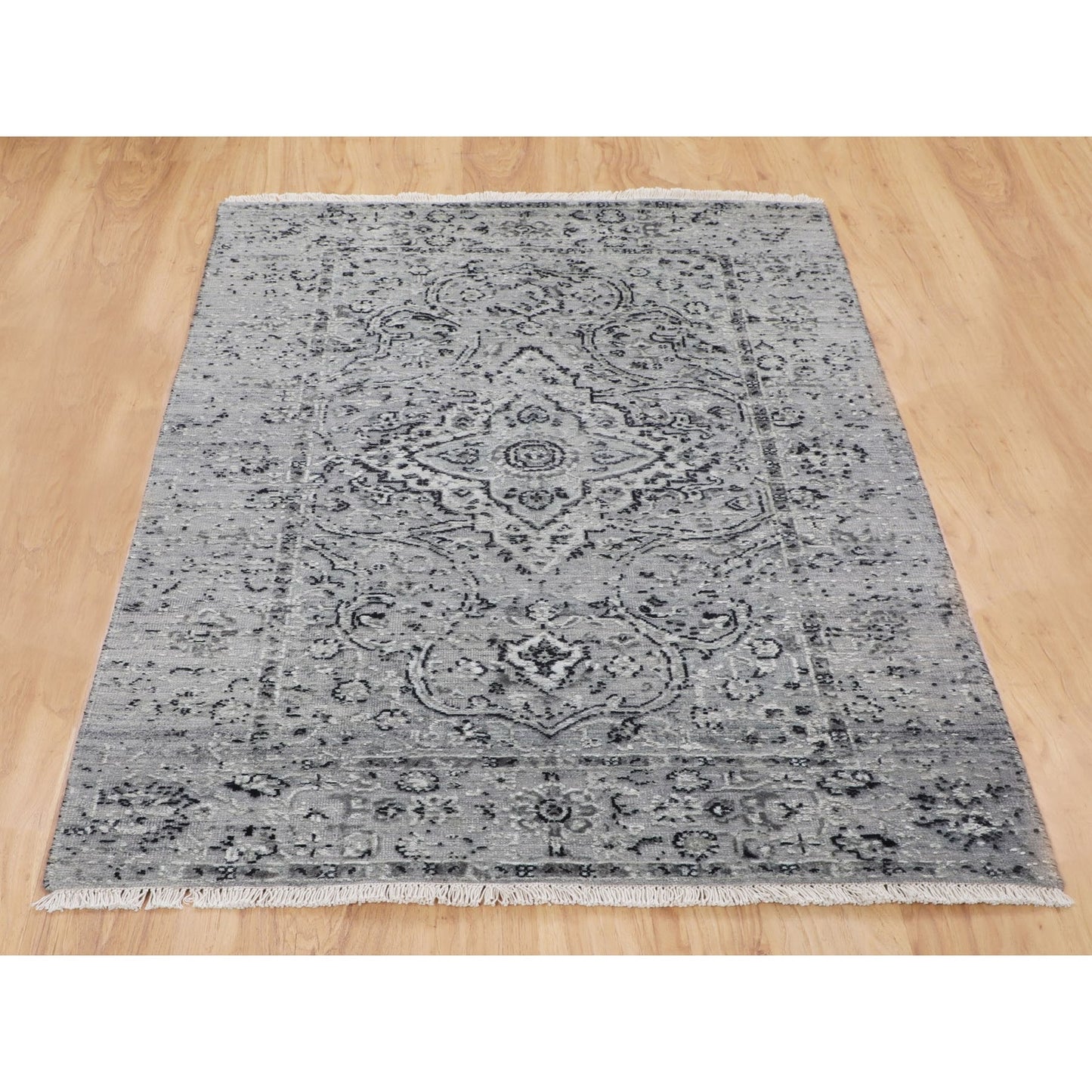 3'1"X5'1" Gray Farsian Silk With Textured Wool Hand Knotted Oriental Rug