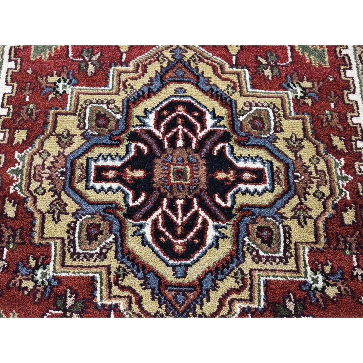 3'10"X6'1" Rich Red, Heris Revival, Hand Knotted Pure Wool, Oriental Rug