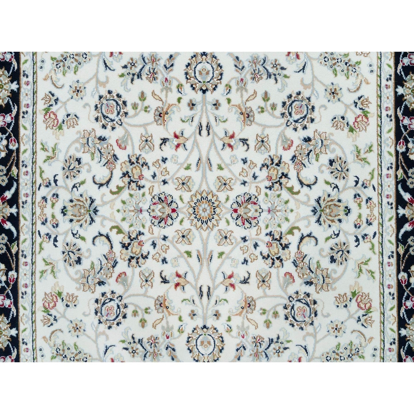 5'X7' Powder White Nain Design 250 Kpsi Soft Wool Hand Knotted Rug