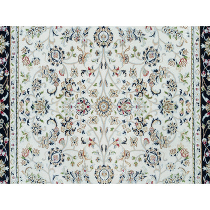 5'X7' Powder White Nain Design 250 Kpsi Soft Wool Hand Knotted Rug