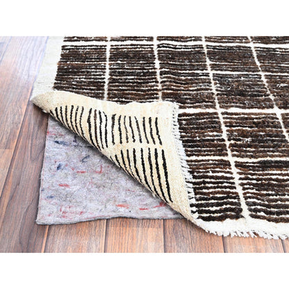 2'3"X2'8" Brown Moroccan Weave Grid Design Wool Hand Knotted Sample Rug