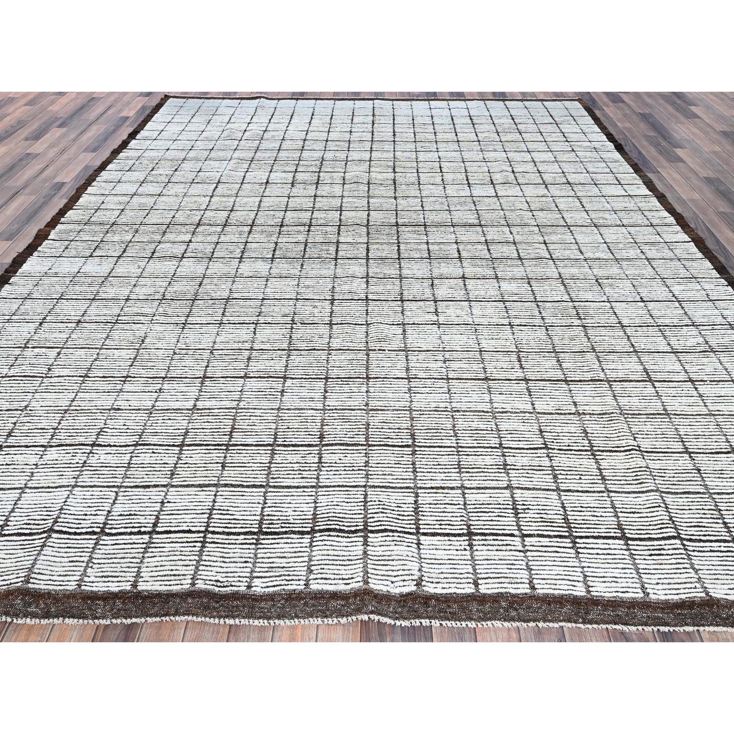 9'6"X11'8" White Moroccan Weave With Box Design 100% Wool Hand Knotted Rug