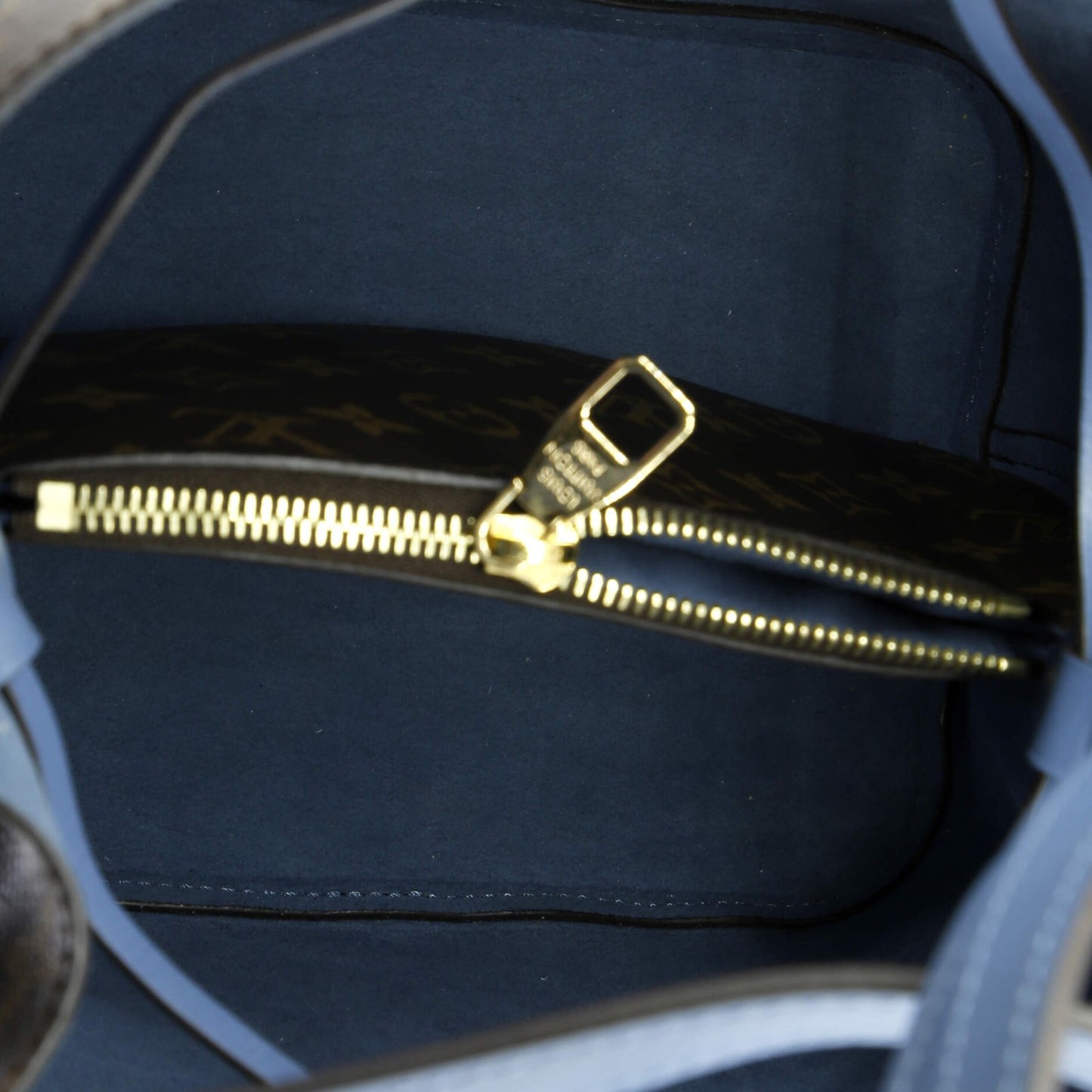 Louis Vuitton Neonoe Handbag Monogram Canvas Mm