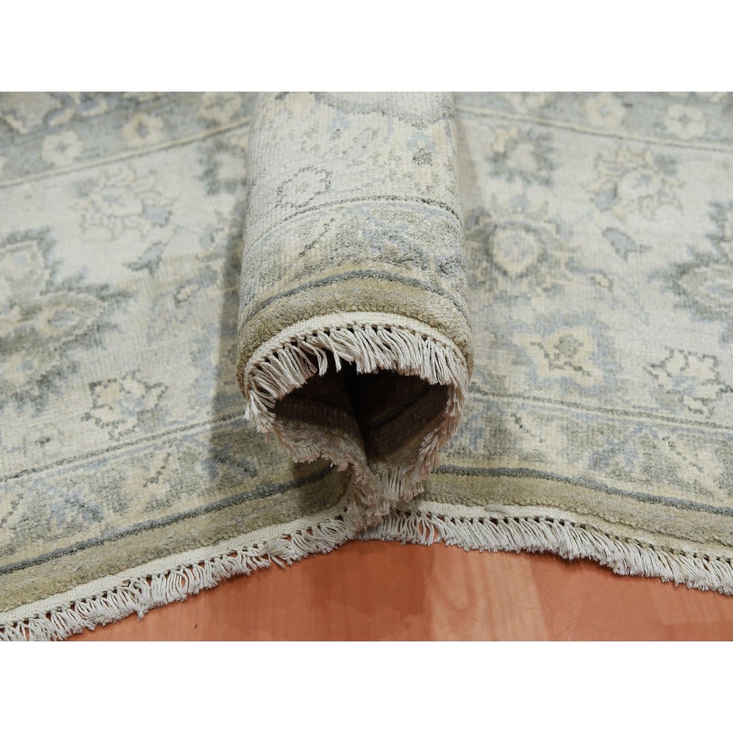 8'6"X12' Oushak Design With Touches Of Gold Pure Silk Hand Knotted Rug