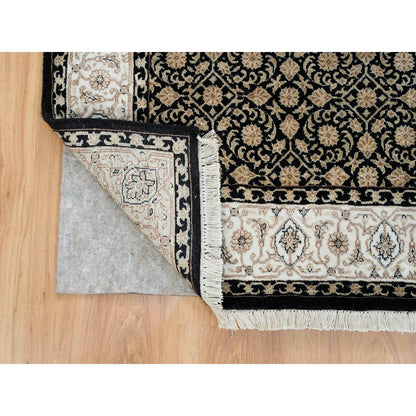 3'1"X5'5" Black 250 Kpsi Organic Wool Hand Knotted Herrita Design Rug