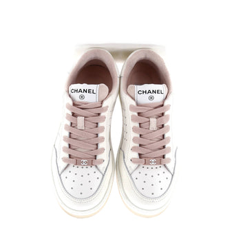 Chanel Women'S Logo Low-Top Sneakers Leather