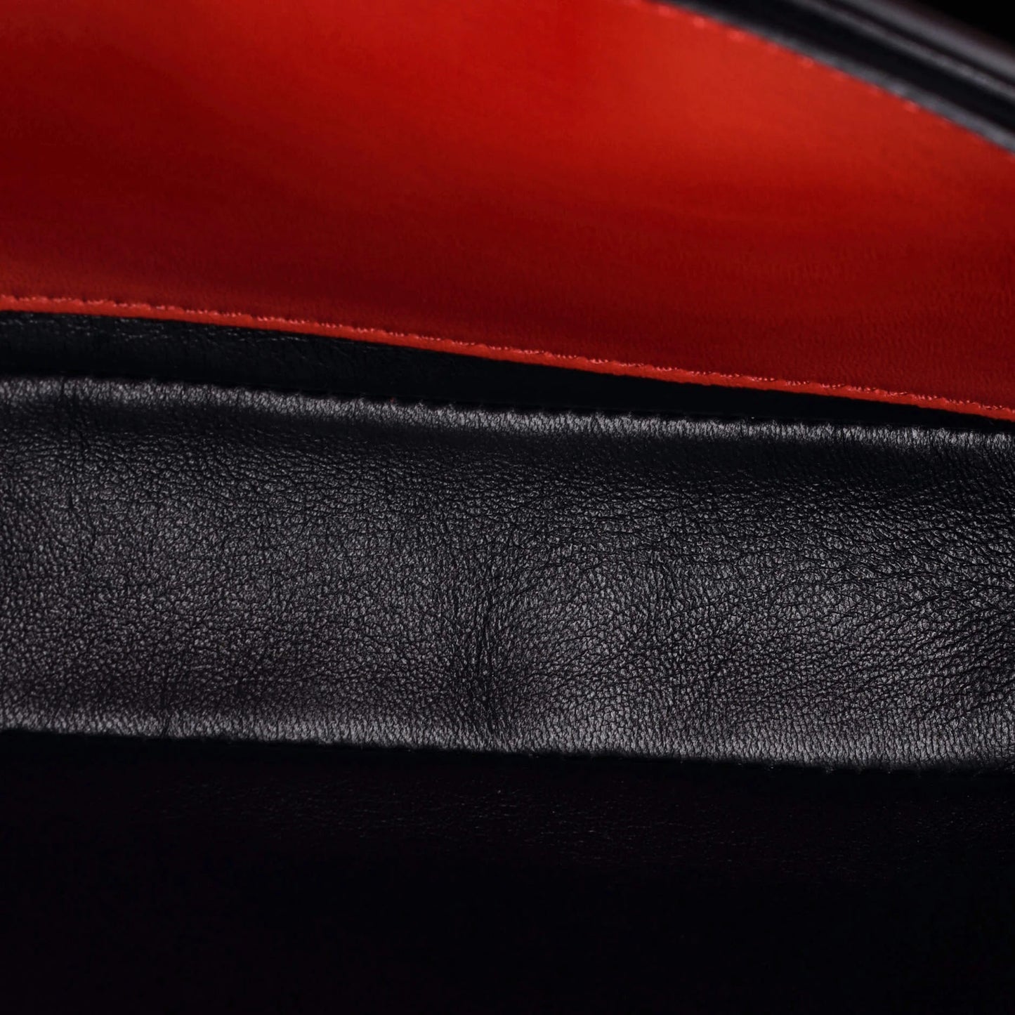 Valentino Garavani Supervee Crossbody Bag Leather Medium