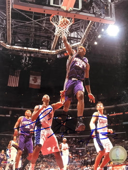 Amare Stoudemire Autographed 8X10 Basketball