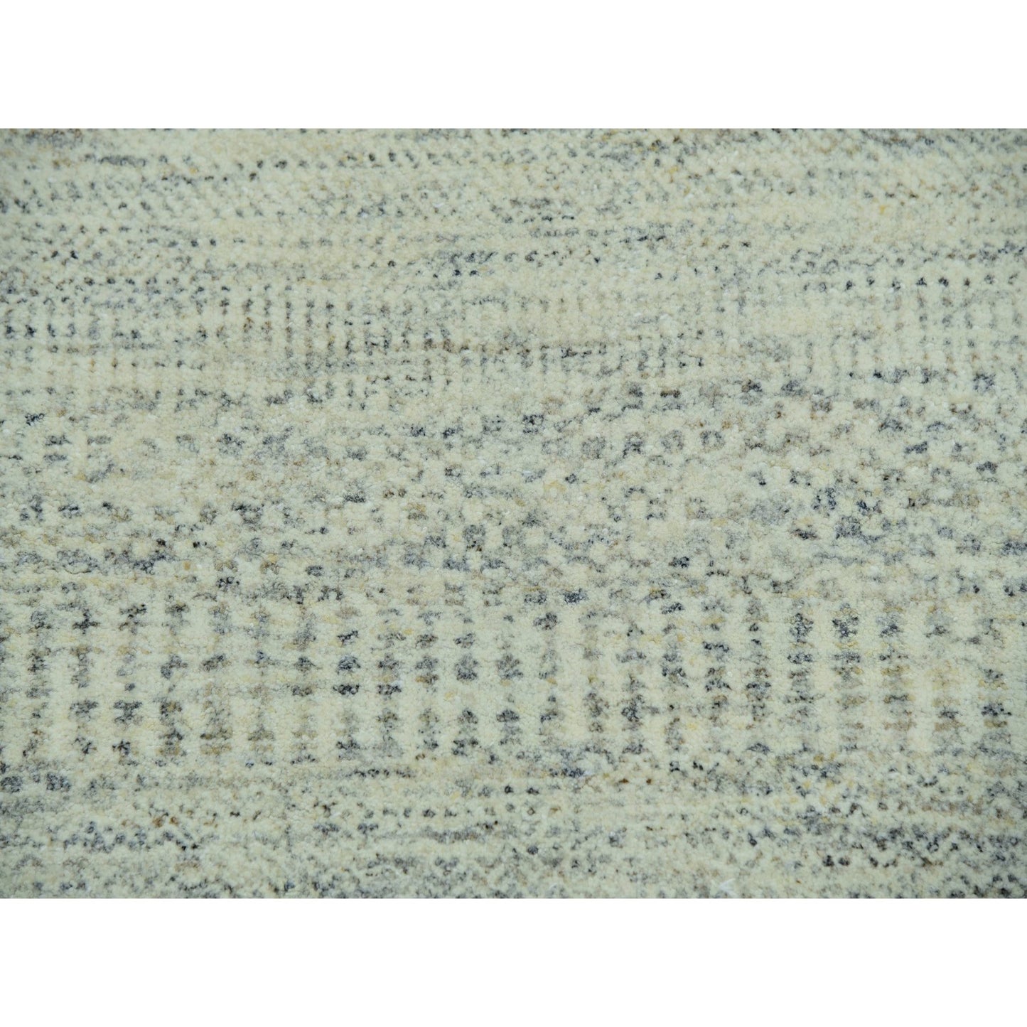 8'1"X9'10" Ivory Modern Grass Hand Knotted Sustainable Textile Wool Rug