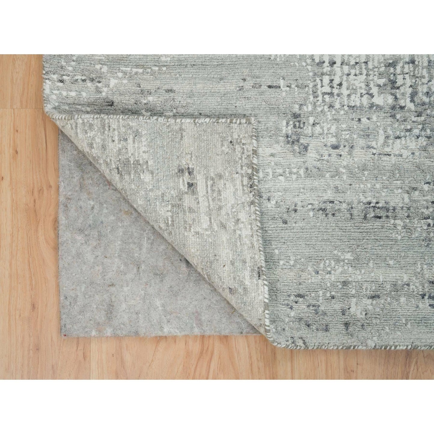Modern Hand Knotted Light Gray Square Oriental 6'2" Design Rug
