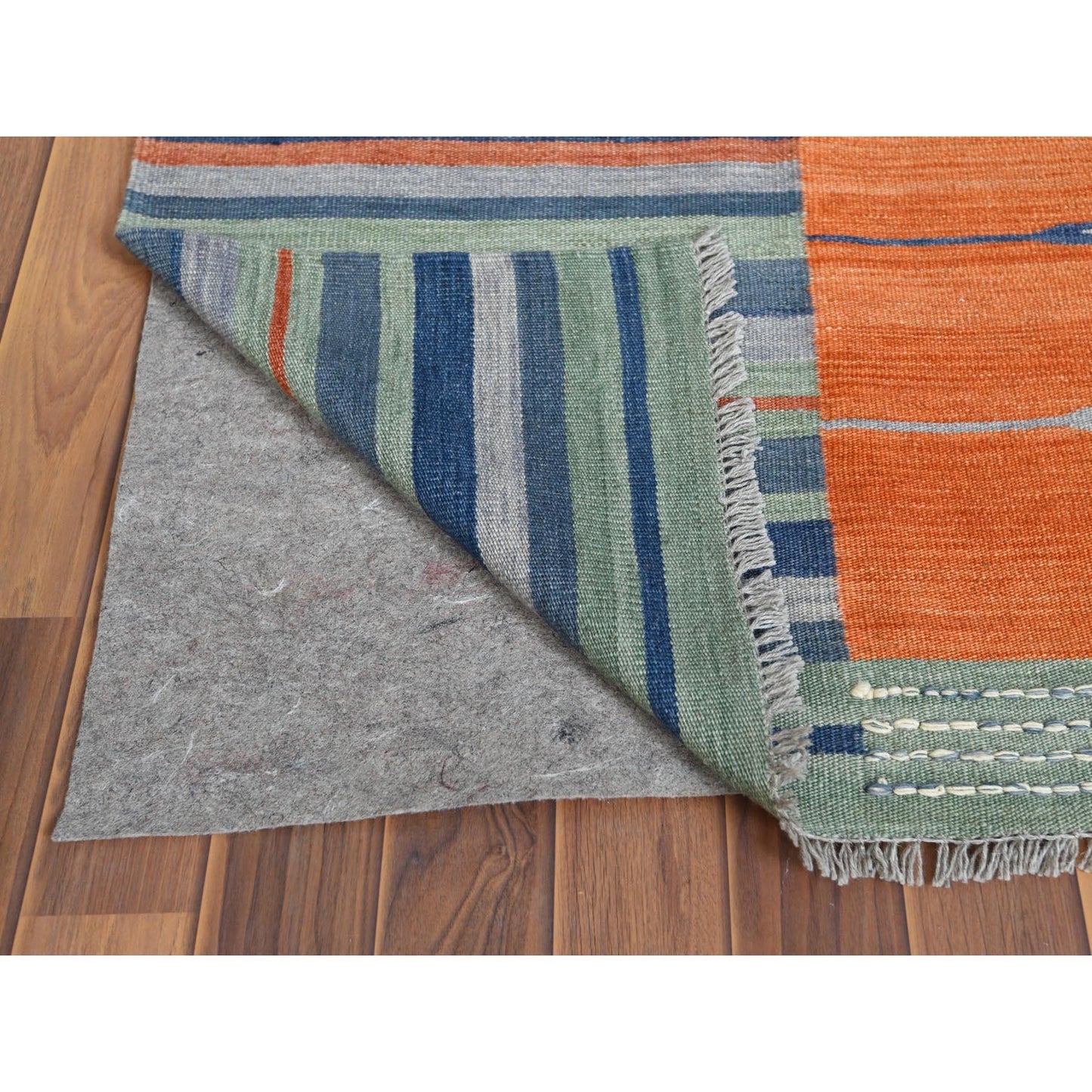 6'3"X9'2" Handwoven Sunburst And Stripes Design Flat Weave Kilim Wool Rug