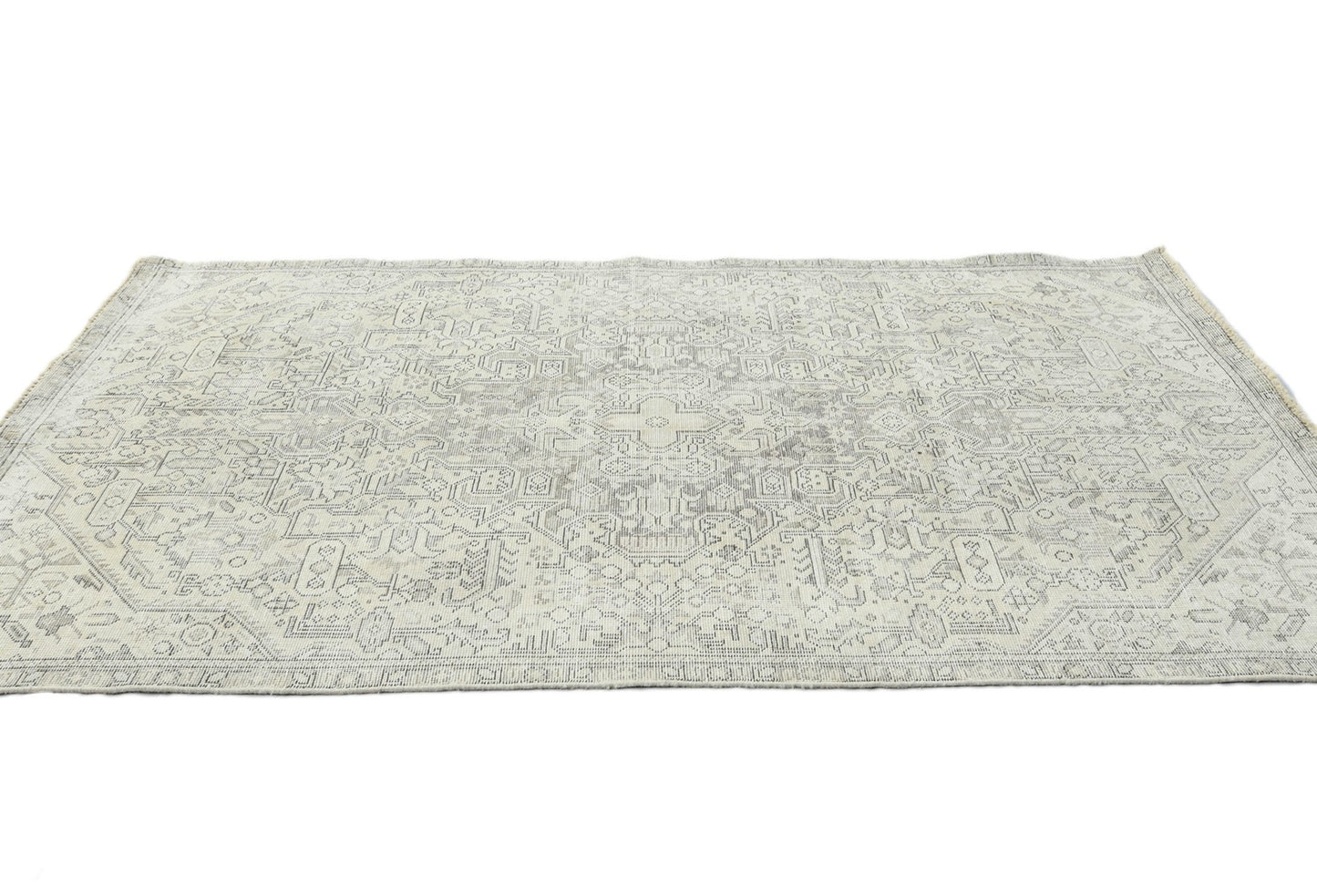 5X8 Muted Colors Antique Distressed 4'7X7'8