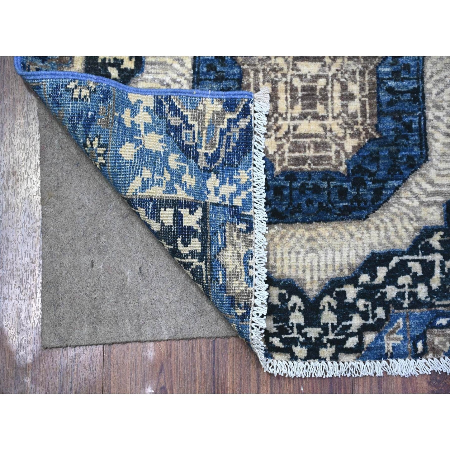 2'4"X6'8" Blue Fine Aryana Soft Wool Hand Knotted Oriental Rug