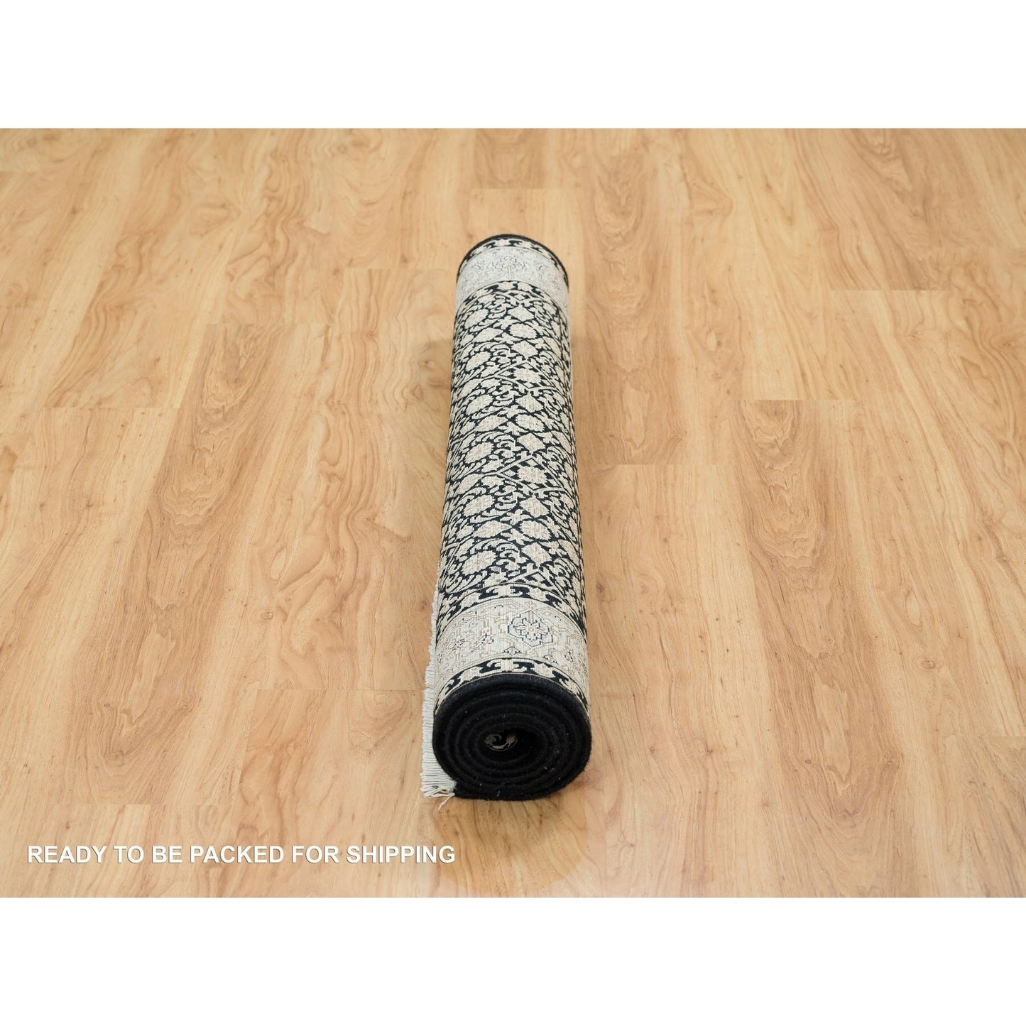 4'X6' Black Herrita Design 250 Kpsi Soft Wool Hand Knotted Rug