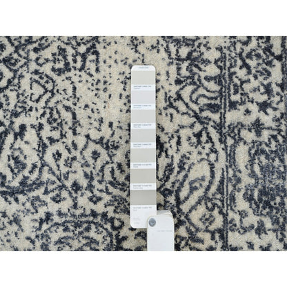2'6"X6'1" Gray Wool And Silk Hand Loomed Fine Jacquard Round Rug
