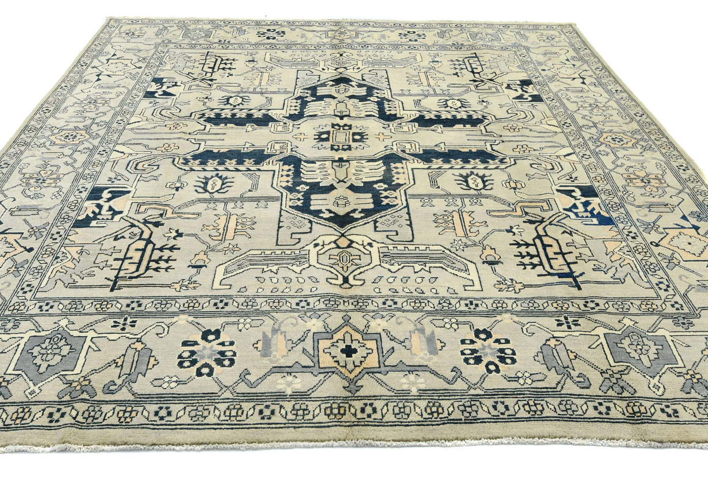 8X8 Hand-Knotted Heriz Serapi Oriental Rug Geometric Carpet