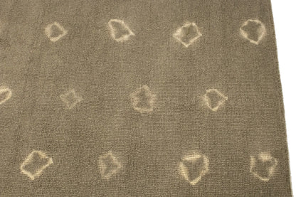 Abstract Beige/Khaki Tie-Dye Contemporary 5X8