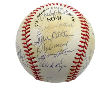 1983 Phillies Nl Champs Team Sign By 27 Onl