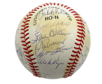 1983 Phillies Nl Champs Team Sign By 27 Onl