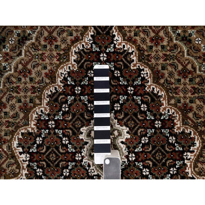3'2"X5'4" Black Hand Knotted Rug Tebraz Mahi Medallion Design Pure Wool 175