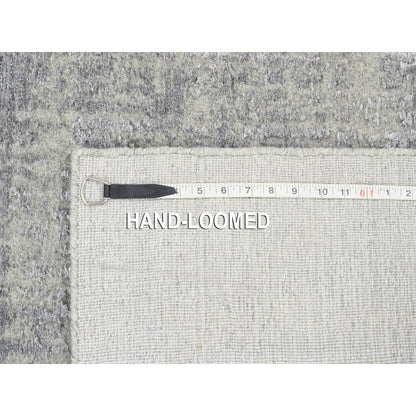 2'6"X6' Hand-Loomed Gray Fine Jacquard Modern Wool And Silk Runner Rug