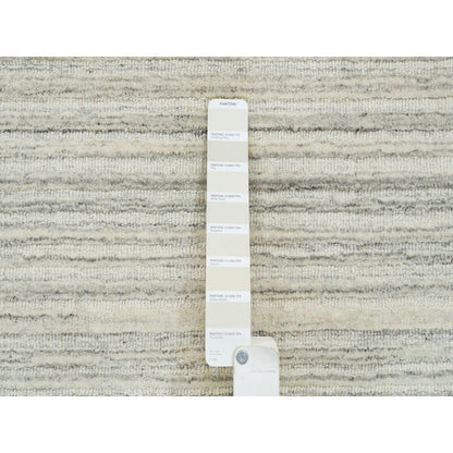 6'1"X6'1" Ivory Hand Loomed Undyed Natural Wool Modern Design Round Rug