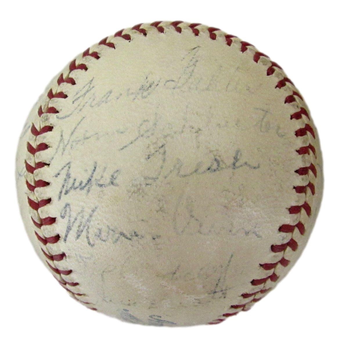 1938 Chicago White Sox Team Signed Baseball (26 Signatures) Beckett 198607