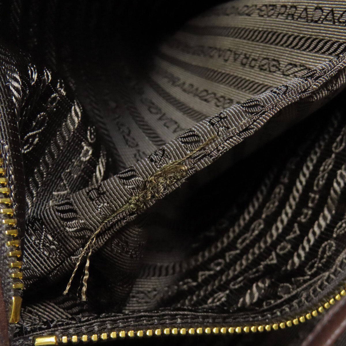 PRADA   Tote Bag logo Leather