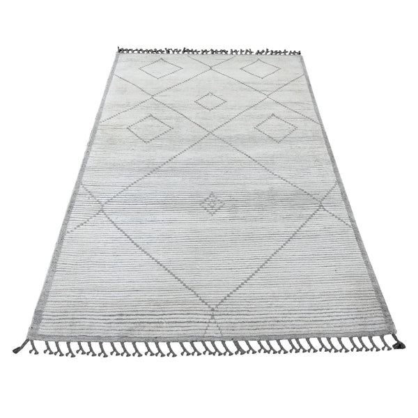 4'1"X6'8" White Moroccan Weave Geometric Pattern Hand Knotted Wool Rug