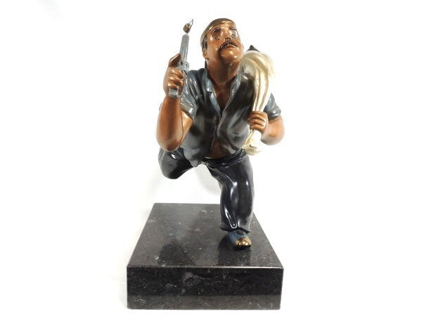 Hiro Yamagata Full Round Bronze Sculpture - Cat Burglar 1989 Signed Limited 375
