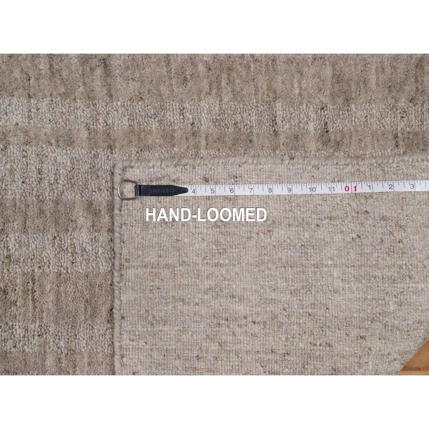 2'6"X8' Brown Natural Wool Salt And Pepper Effect Hand Loomed Runner Rug