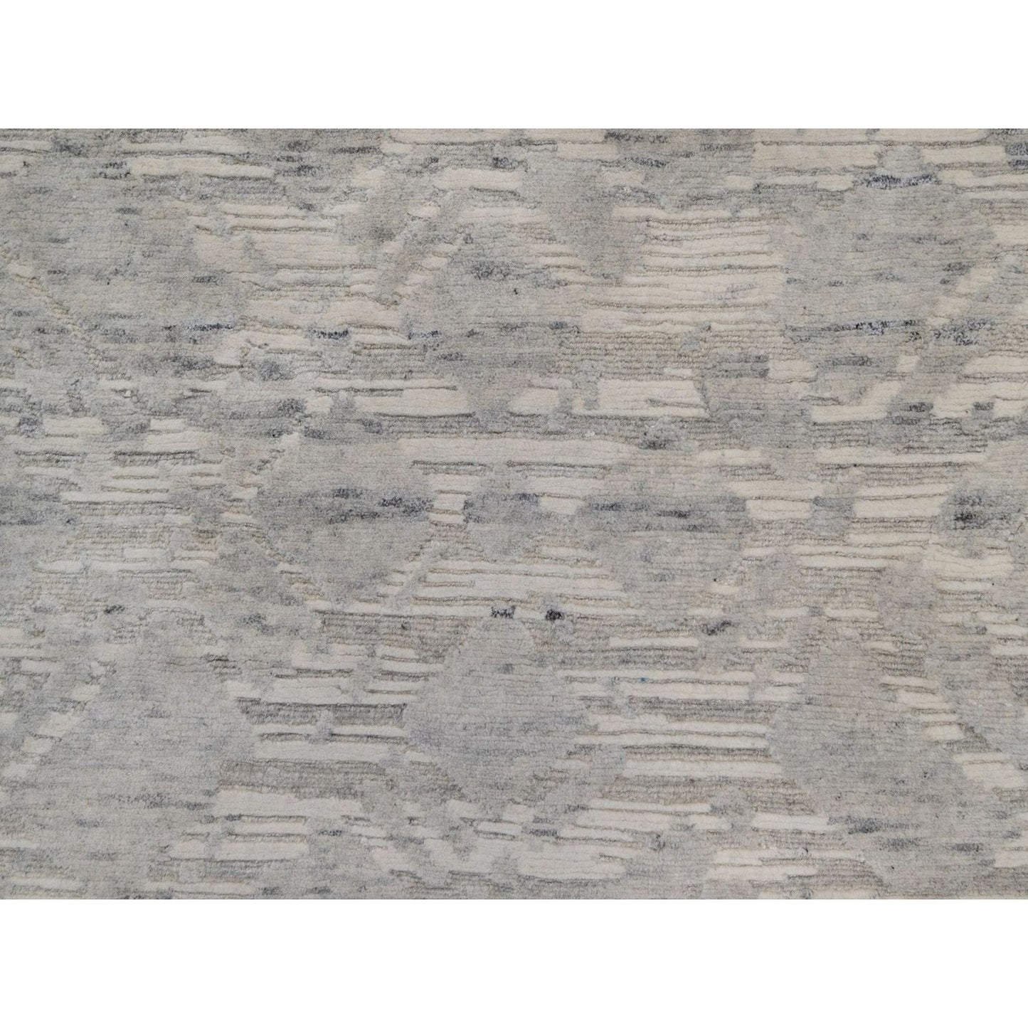 2'6"X6'3" Ivory Hand Knotted Modern Design Undyed Natural Wool Runner Rug