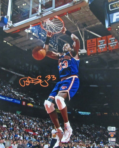 Patrick Ewing Hof Autographed 16X20 Photo New York Knicks Bas Beckett 177495