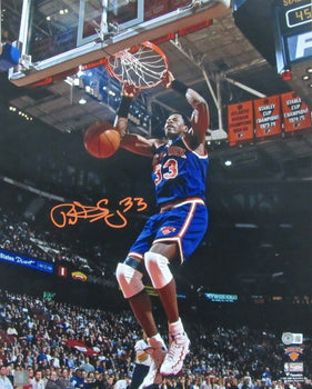 Patrick Ewing Hof Autographed 16X20 Photo New York Knicks Bas Beckett 177495