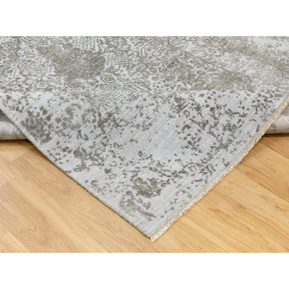 6'X9' Grey Broken Farsian Design Wool And Silk Hand Knotted Oriental Rug