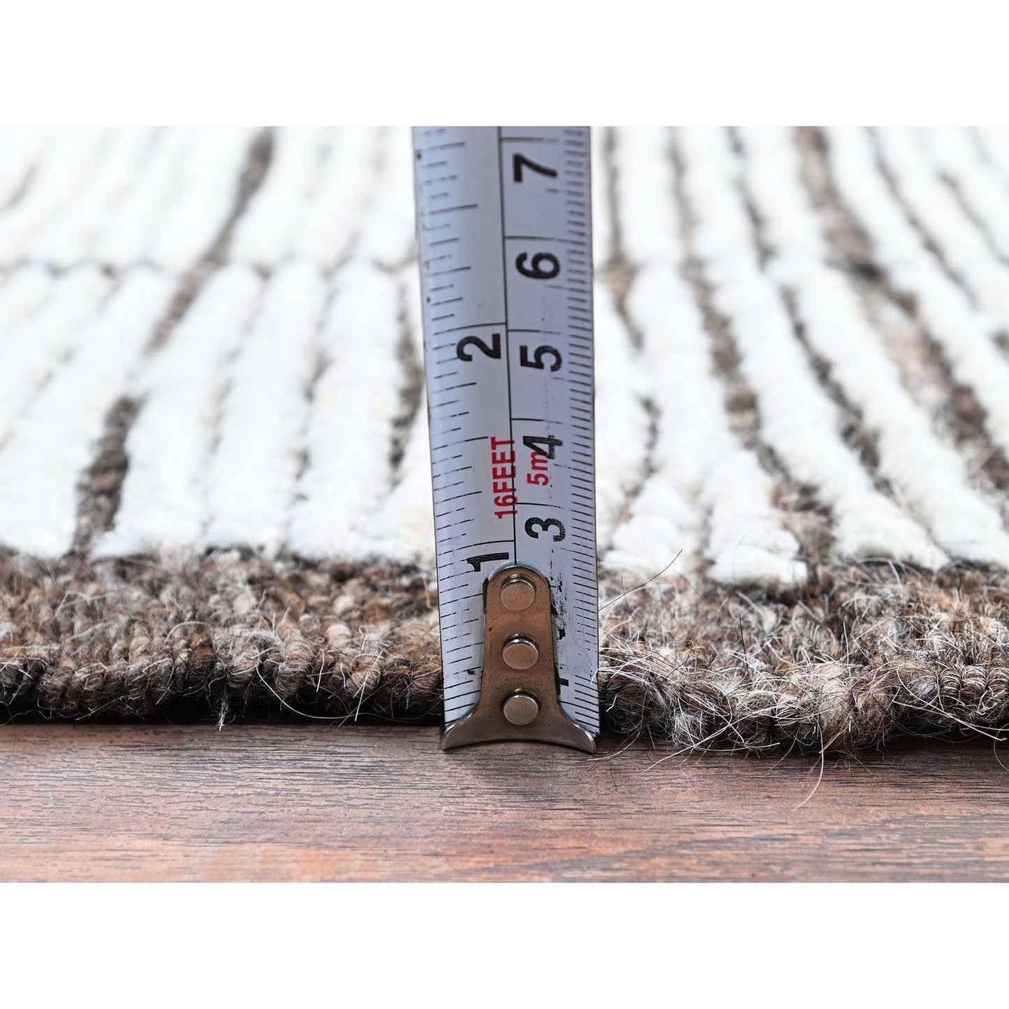 2'1"X2'8" White Moroccan Weave With Box Design Wool Hand Knotted Mat Rug