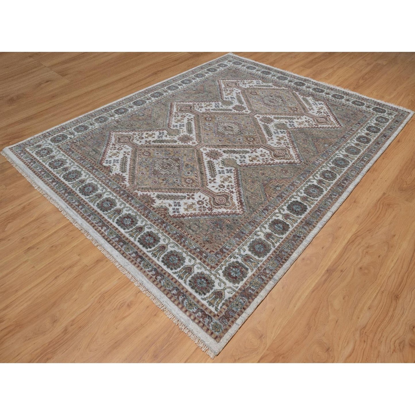 8'X10' Ivory Wool Rug Unique Flower Rosettes Border Design Hand Knotted