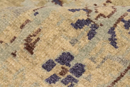 Distressed Floral Heriz Serapi Oriental Rug