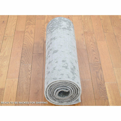2'6"X10'4" Gray Modern Abstract Design Hand Knotted Pure Wool Runner Rug
