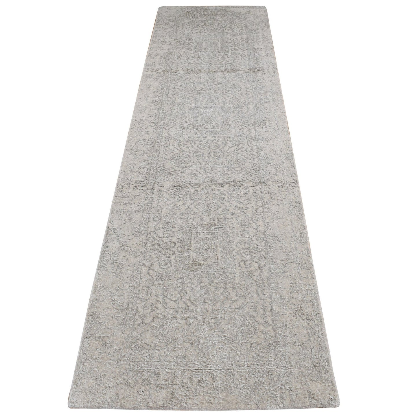 2'5"X12' Gray Fine Jacquard With Hand Loomed Wool And Silk Runner Rug