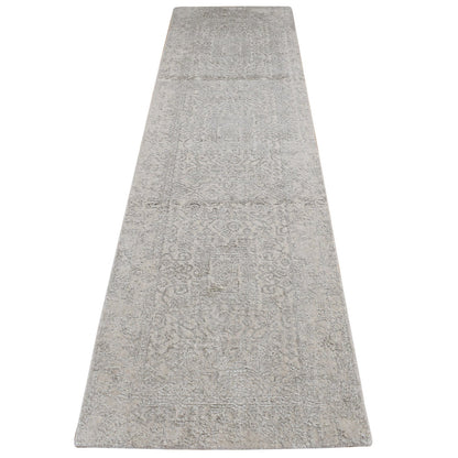 2'5"X12' Gray Fine Jacquard With Hand Loomed Wool And Silk Runner Rug