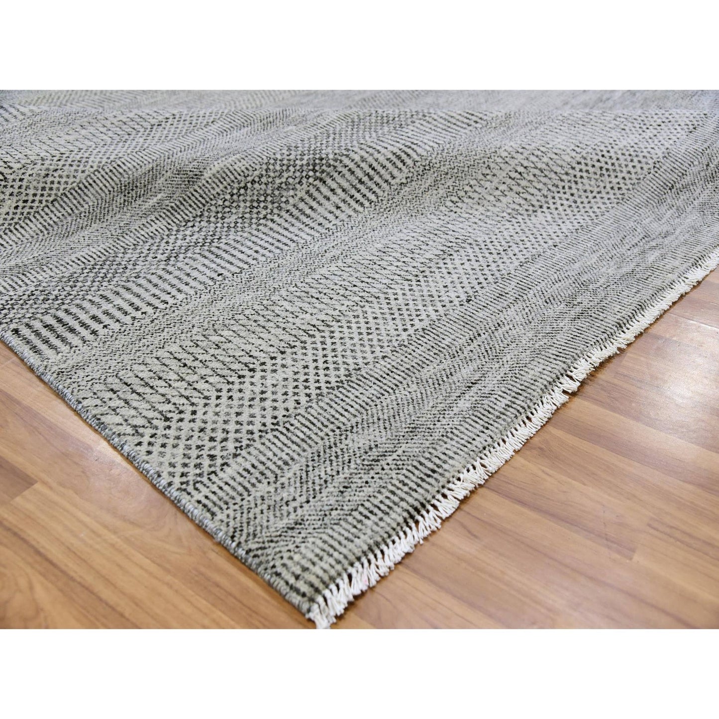 8'X10' Pastel Gray Undyed Wool Grass Design Hand Knotted Oriental Rug