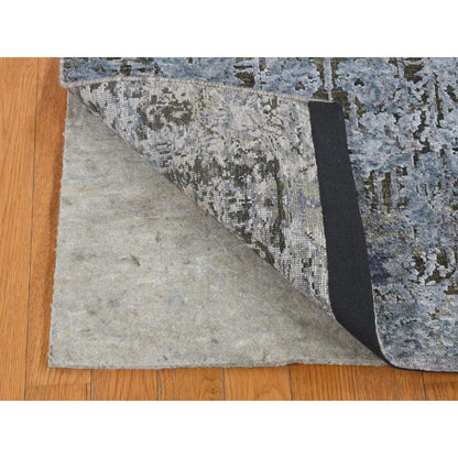 2'6"X10' Gray Silk With Wool Hand Knotted Erased Design Runner Rug