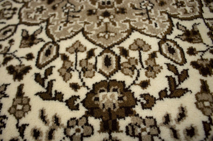 Fine Floral Hand-Knotted Kirman Square 5X5