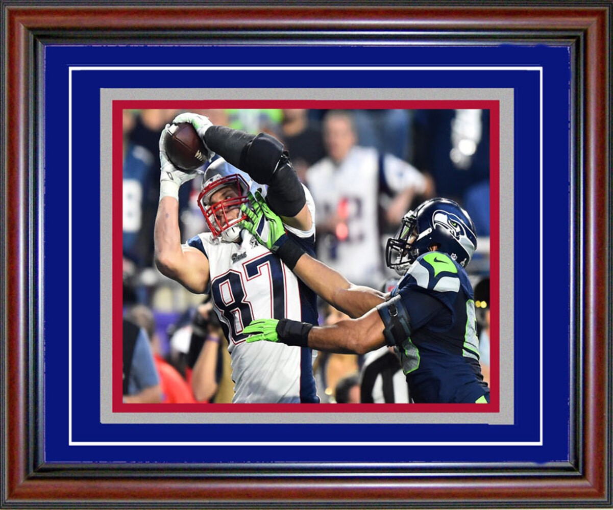 Rob Gronkowski Unsigned Framed Super Bowl Xlix Touchdown 8X10 Photo