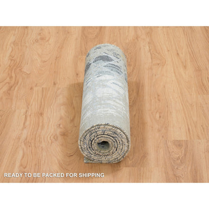 2'6"X10'1" Gray Wool And Silk The Honeycomb Design Handknotted Runner Rug