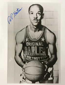 Pop Gates Harlem Globetrotters Autographed 8X10 B&W Photo