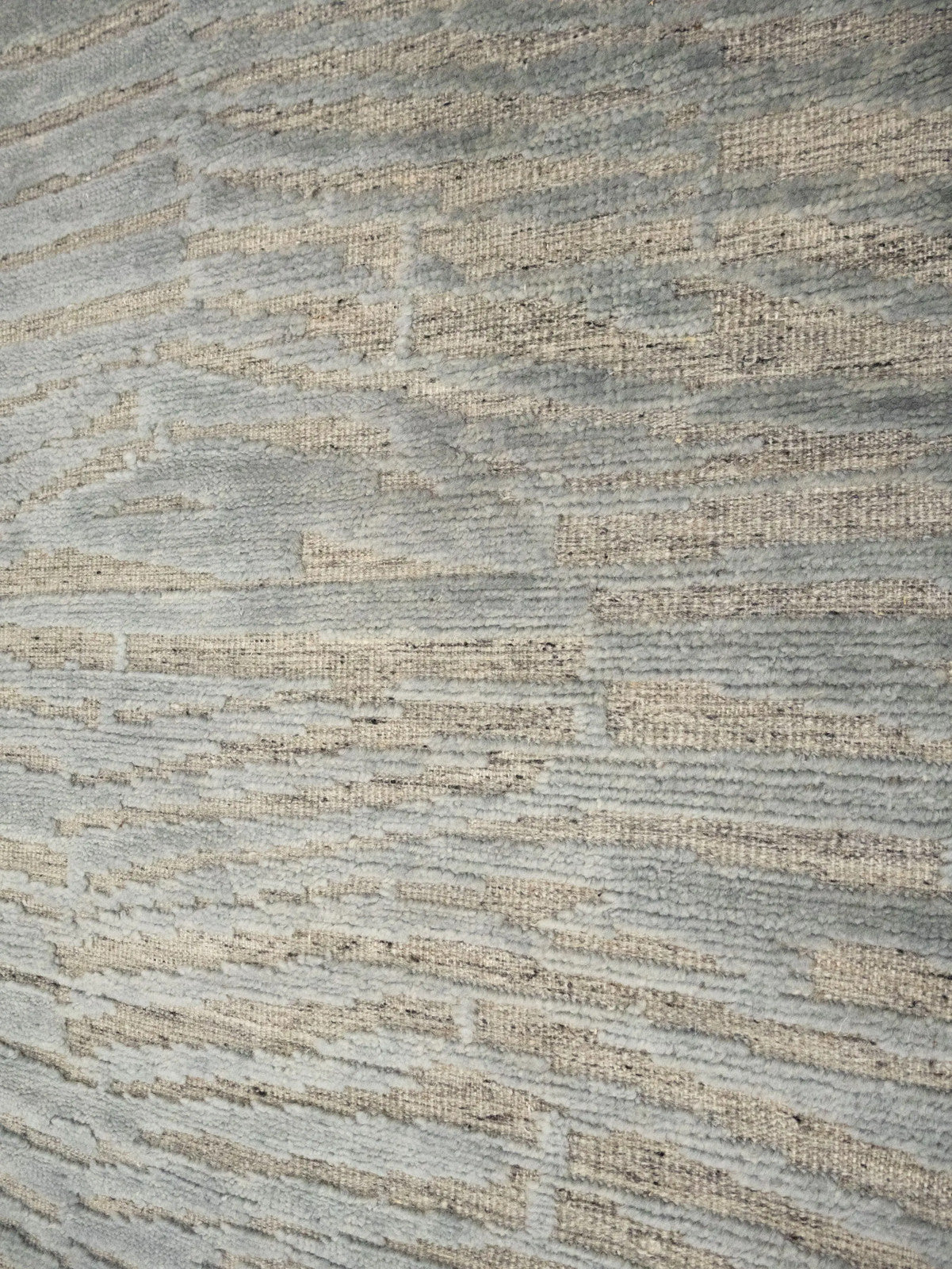 Bas-Relief Modern Gray Wool Hand-Knotted 6X9 Ft
