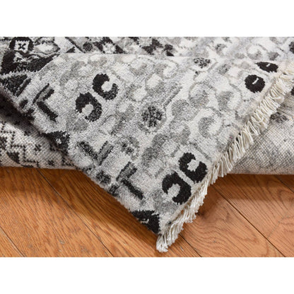 2'8"X3' Cloud Gray Sampler Mamluk Design Pure Wool Hand Knotted Rug